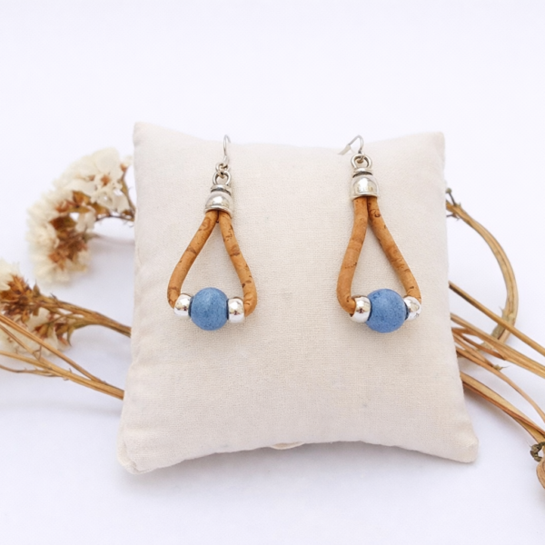 Brincos em Cortiça Natural com Conta Azul em Madeira