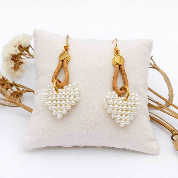 Brincos em Cortiça com Coração em Pérolas