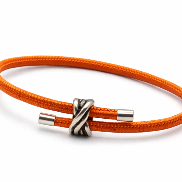 Pulseira Artesanal em Cortiça Laranja com Contas Prateadas