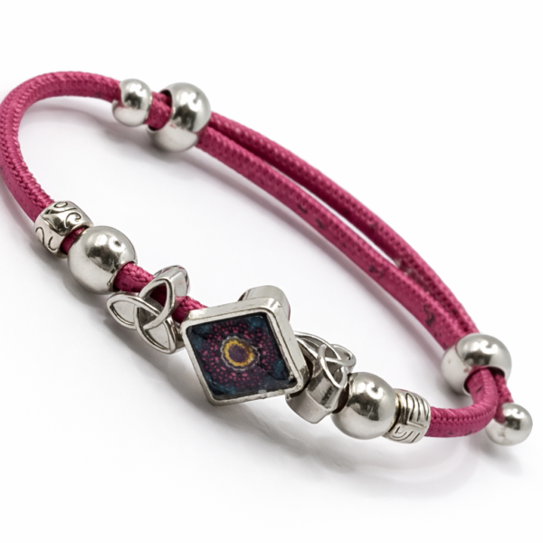 Pulseira em Cortiça Rosa com Contas Prateadas