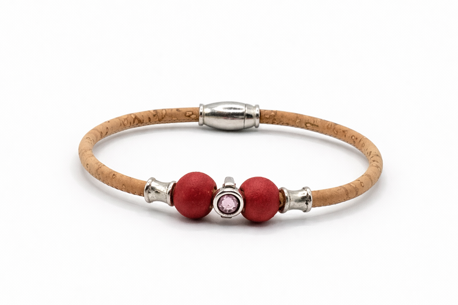 Pulseira em Cortiça Natural com Contas em Madeira Vermelhas - Image 2