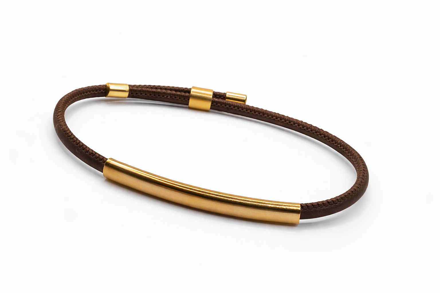 Pulseira em Cortiça Castanha com Chapa Dourada - Image 2