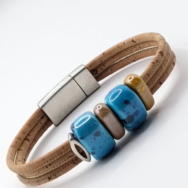 Pulseira Três Fios com Pedras de Cerâmicas Azuis